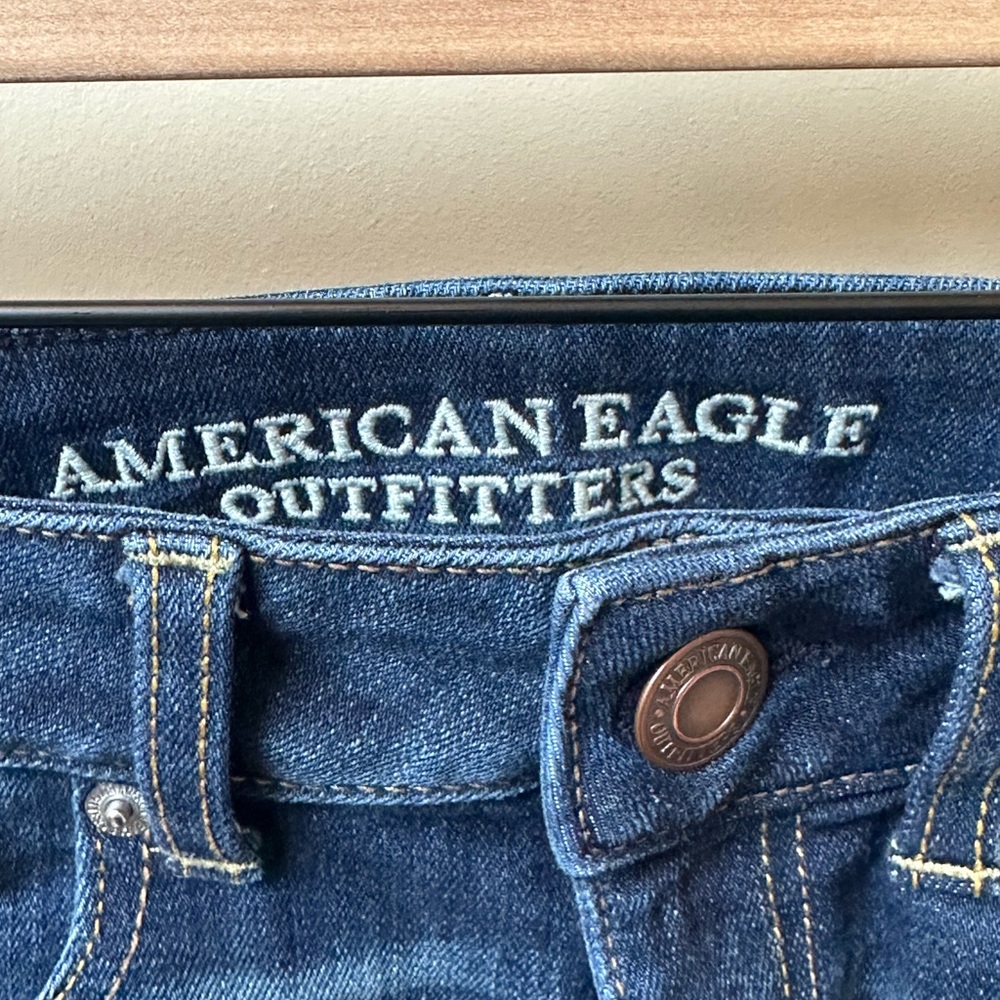 American Eagle Jean Shorts - Picture 3 of 4